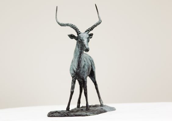 Sculpture of Liouba Wildenstein,"Impala",2004,photographe Vladimir Sychov Sculpture of Liouba Wildenstein,"Impala",2004,photographe Vladimir Sychov